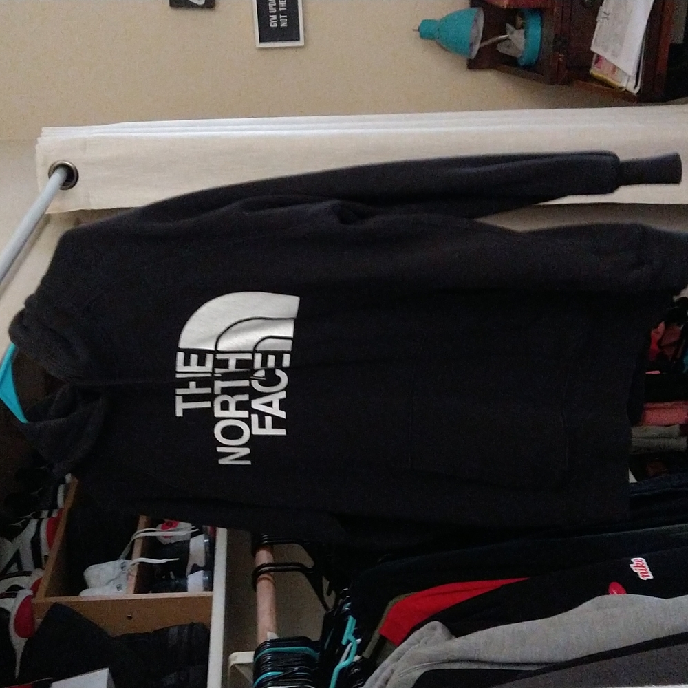 North face women's size large hoodie